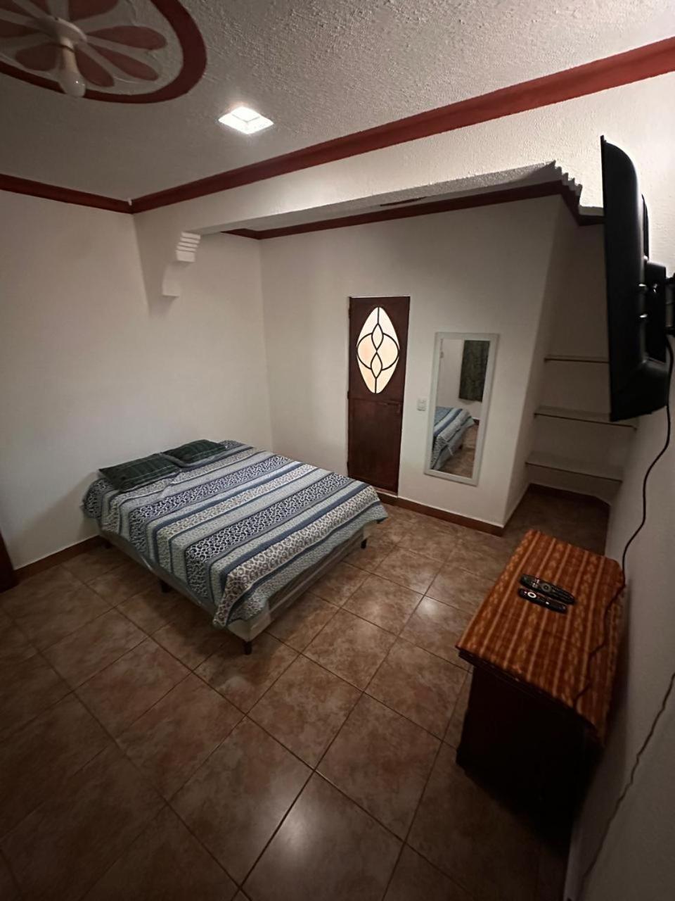 Casa Don Nico Hotel San Juan La Laguna Exterior photo